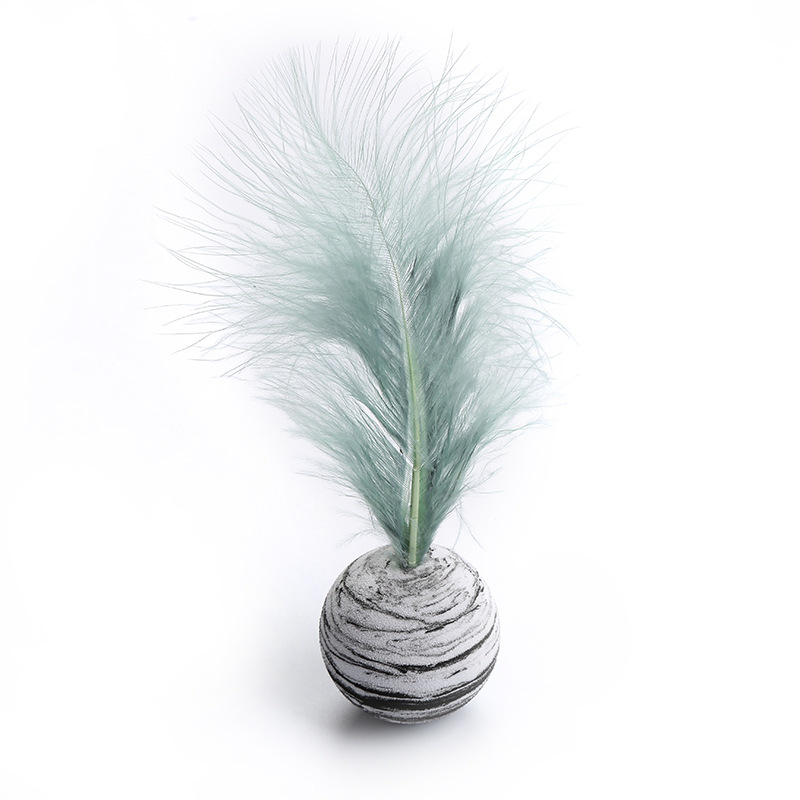 Cat Toy Feather Ball